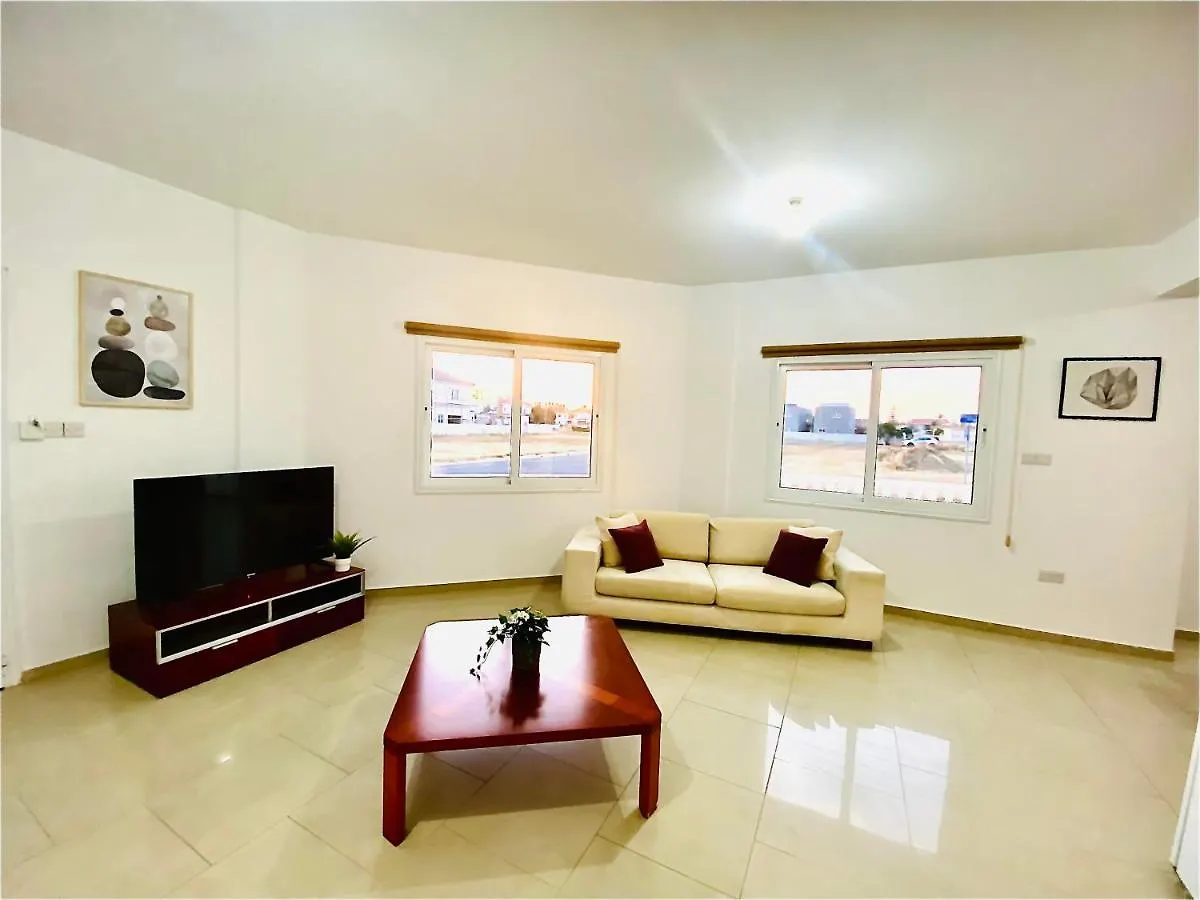 Farah Kiti Villa Larnaca 0*,  Cyprus